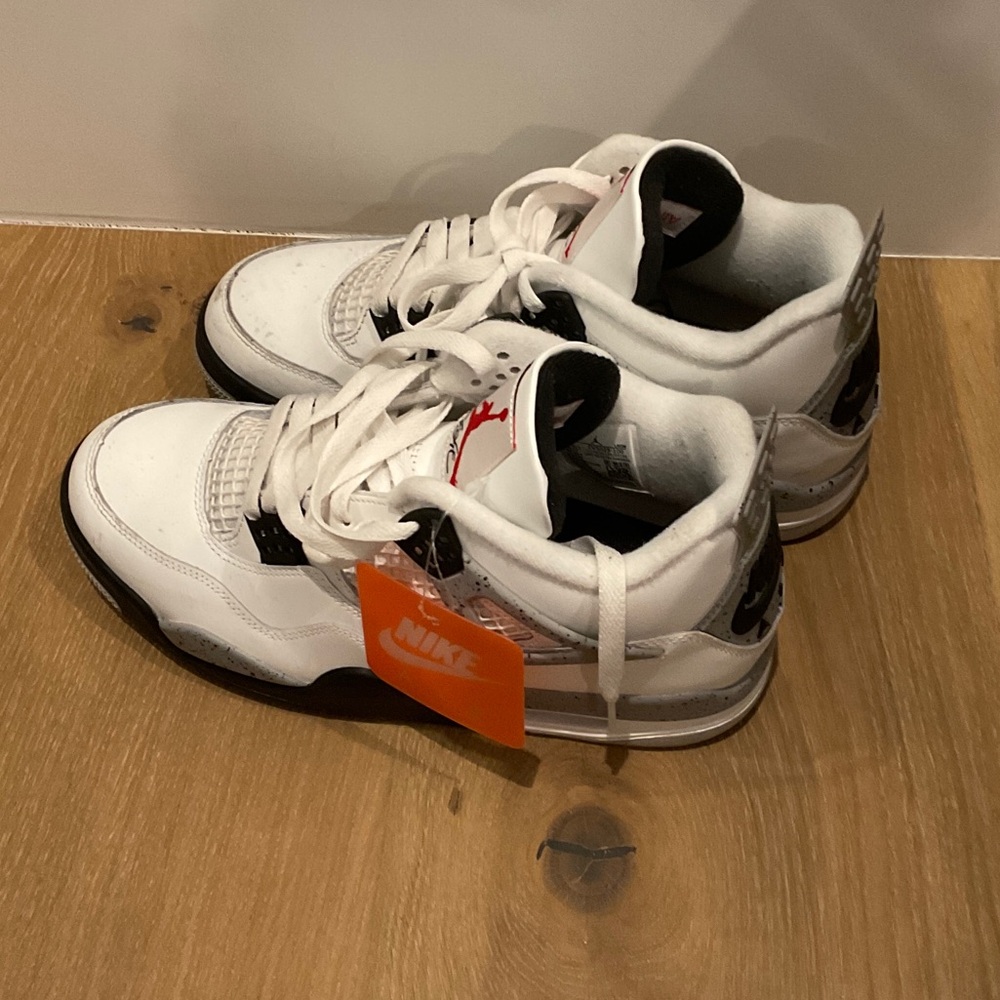 Jordan Air-inspired White and Black Men's Basketball Sneakers